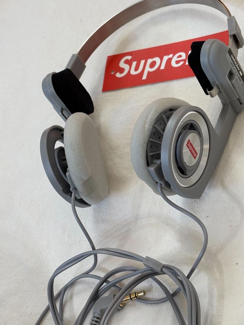 ヘッドホン Supreme KOSS Porta Pro Silver Headphones