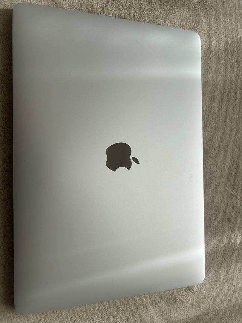 MacBook Pro 2020 13型 i5/16GB/256GB おまけ付