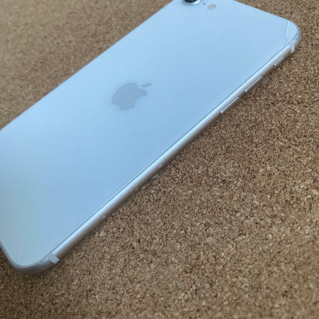 4024【早い者勝ち】電池新品☆iPhoneSE3 64GB SIMフリー☆