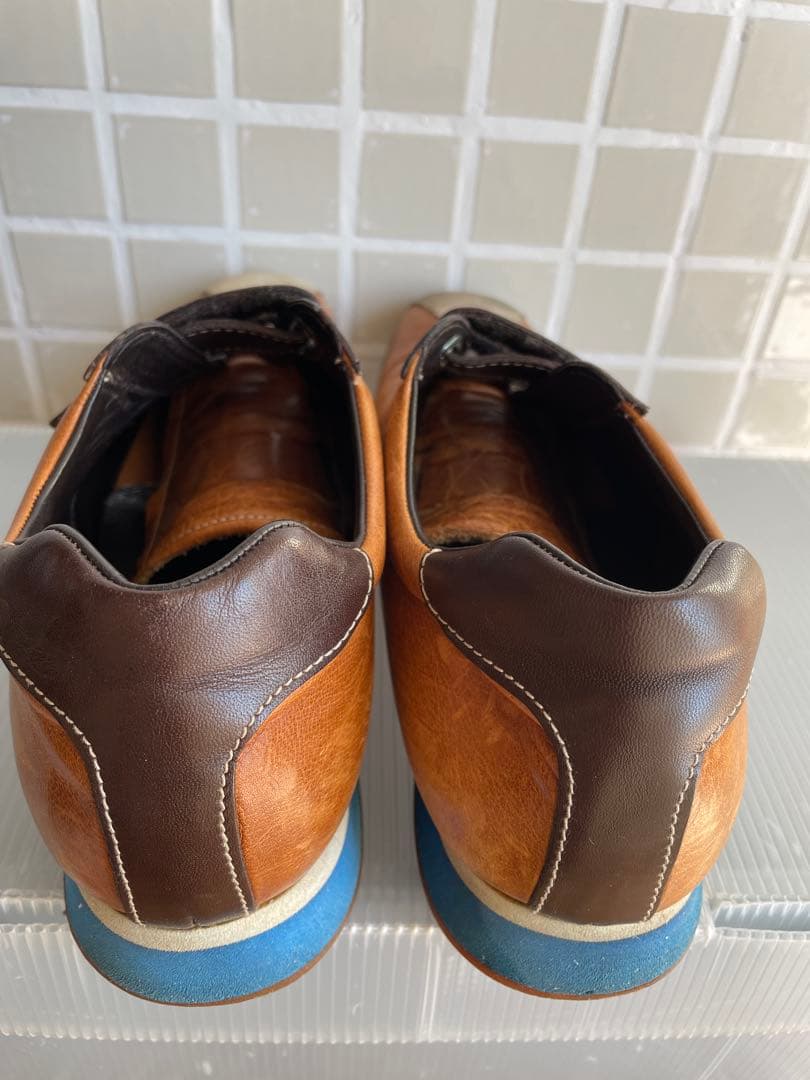 ハ*ト様 miumiuレザースニーカー PRADA GUCCI