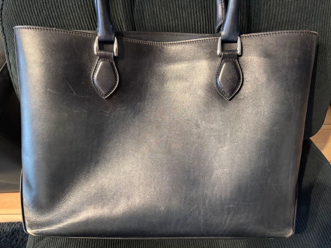 お*ち様 ベルルッティ　トゥジュール　Deep Blue 袋付き