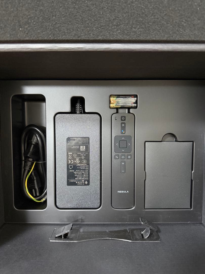 【未使用】Anker Nebula Cosmos プロジェクター 本体