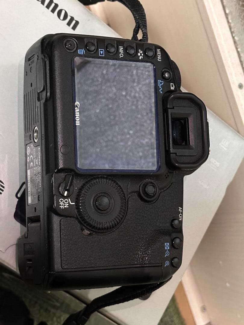 デジタルカメラ Canon EOS 5D Mark II