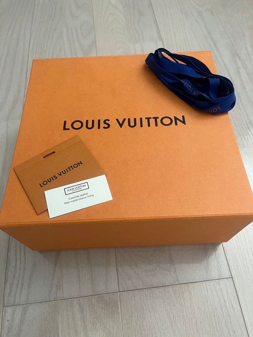 LOUISVUITTONキャップ