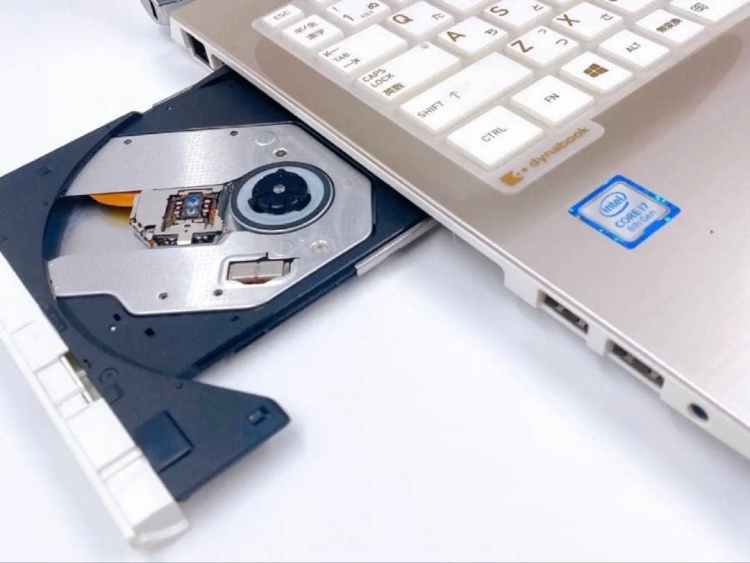 Windowsノート本体 TOSHIBA Dynabook Core i7 16GB SSD1TB