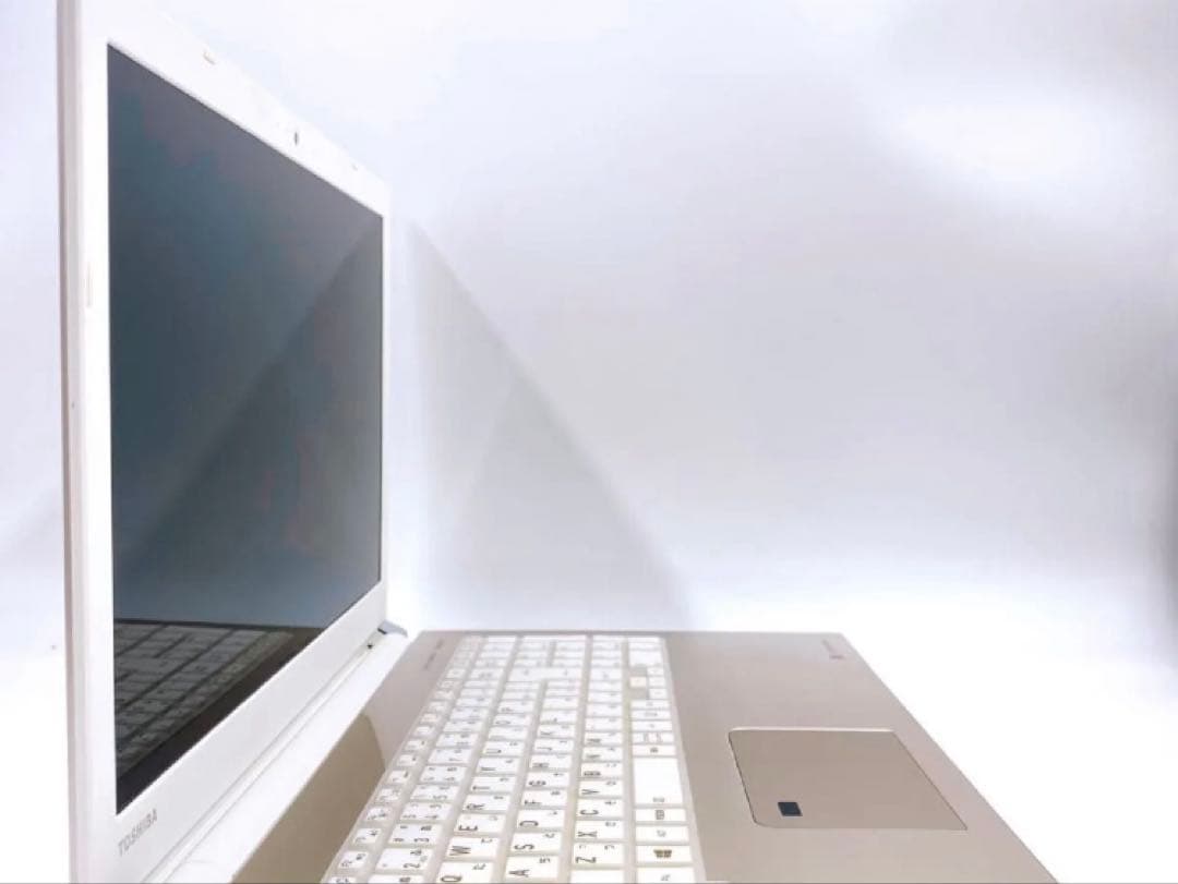 Windowsノート本体 TOSHIBA Dynabook Core i7 16GB SSD1TB