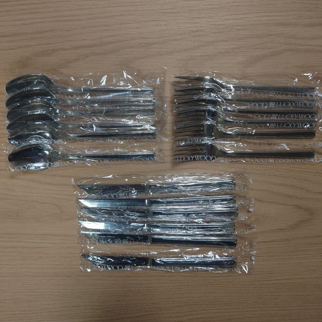 A15⑨⑩ラッキーウッド　ロマンス 　カトラリーセット（30PC）