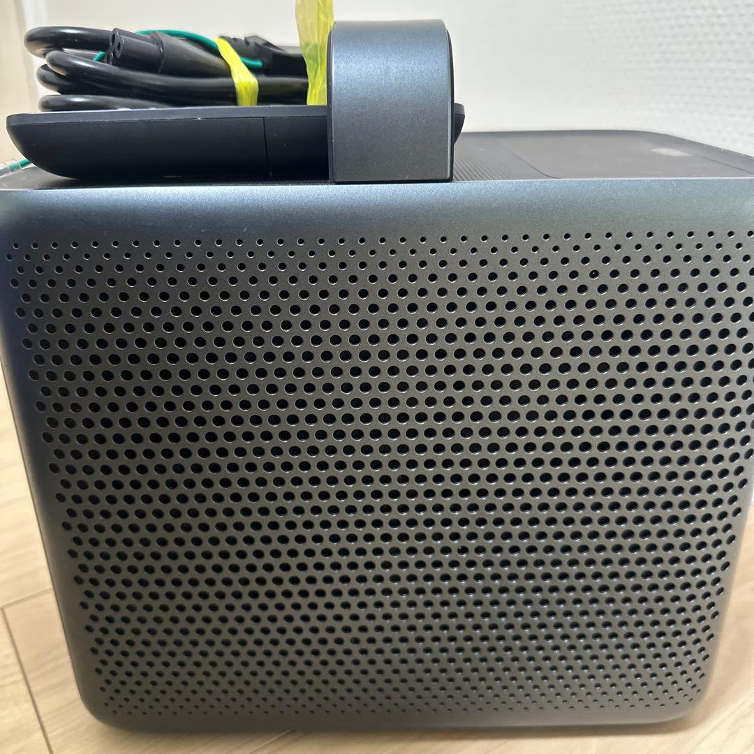 ヌ*リ様 NEBULA cosmos lasar 4k プロジェクター本体