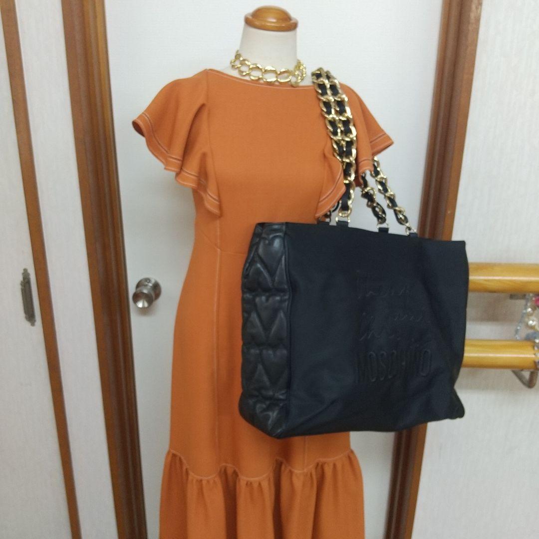 Juraモスキーノ ゴールドチェーン 大判トートバックハートキルティング