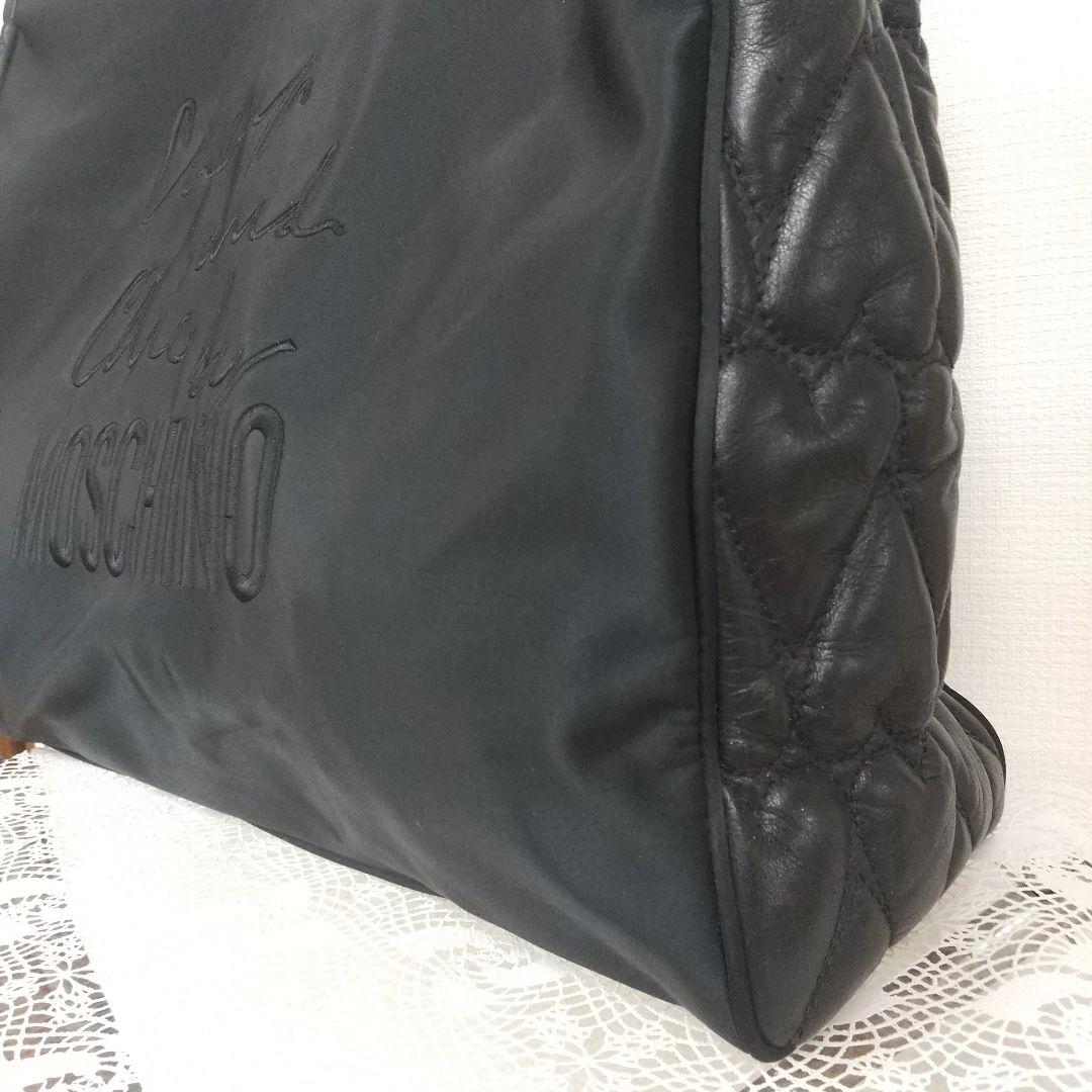 Juraモスキーノ ゴールドチェーン 大判トートバックハートキルティング