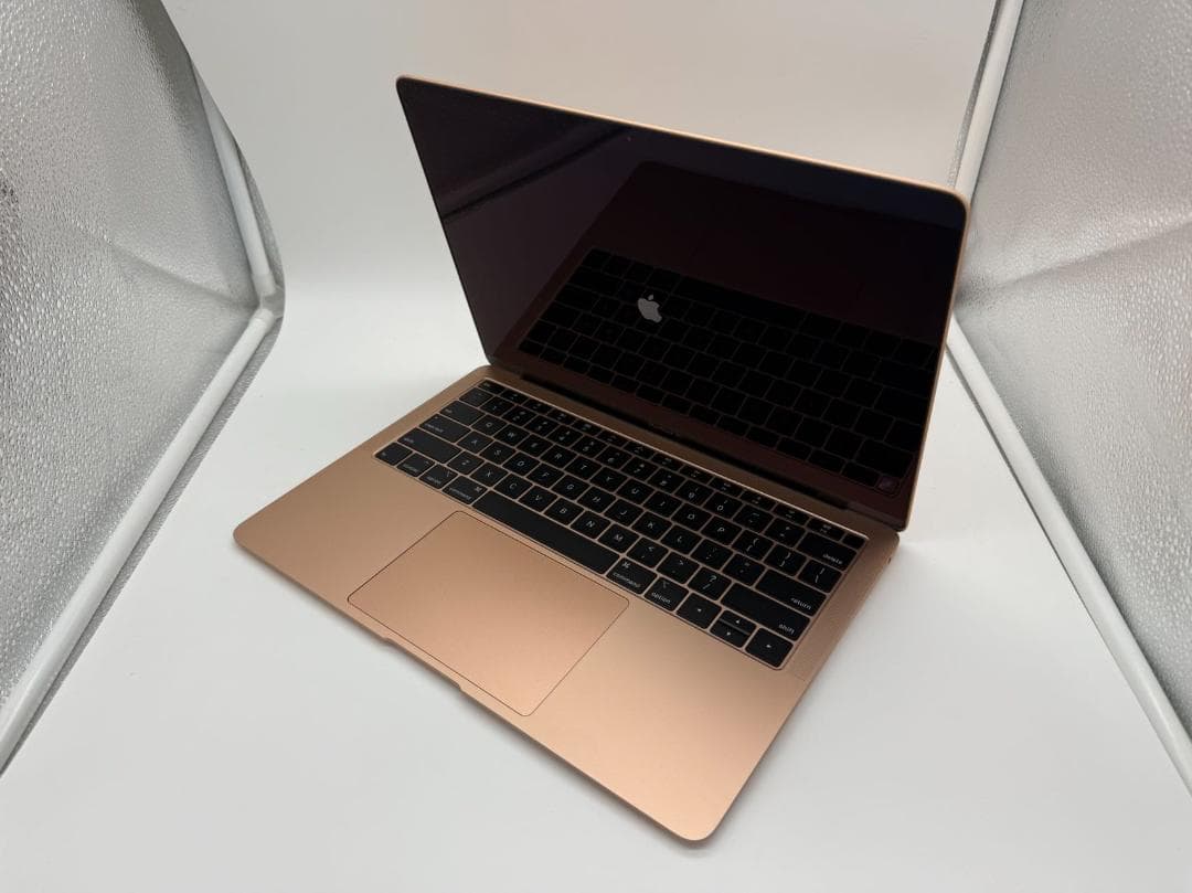 未使用品近い Macbook Air 2019 13インチ A1932