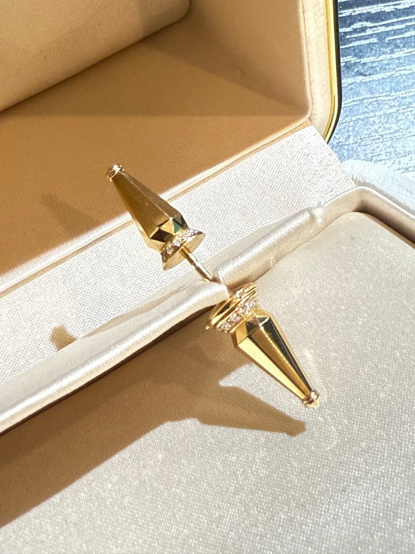 ジャックドゥブシュロン K18YG ピアス 片耳 美品正規品ギャラ付