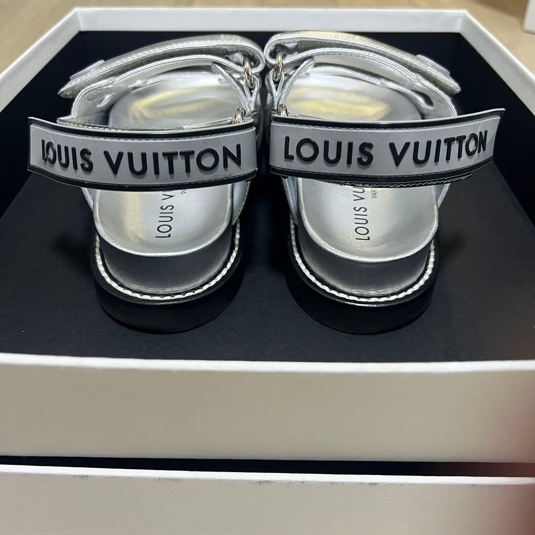 LOUIS VUITTON シルバー ストラップサンダル 36