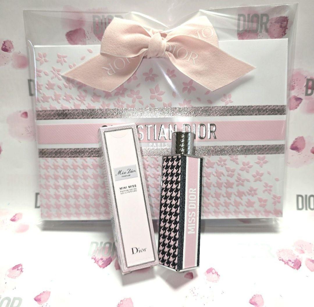 yuki♡さま♥おまとめ４点 DIOR BACKSTAGE+ミニミスラッピング付