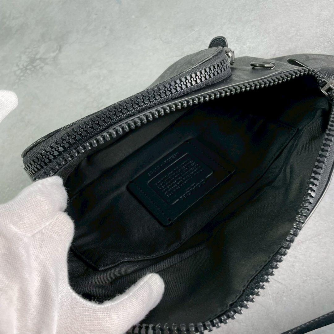 極美品 コーチ トラック ボディバッグ ベルトバッグ レザー PVC ロゴ 黒