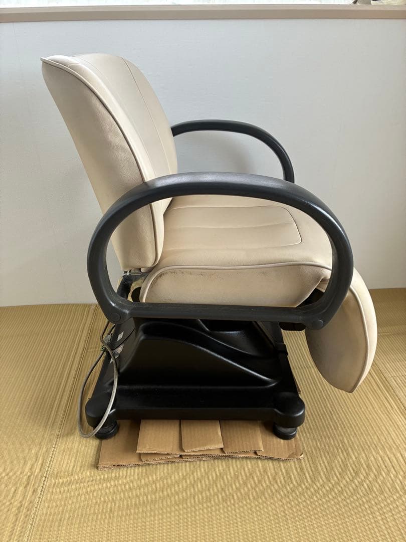 シャンプー椅子　電動大広ベージュ 合成皮革 美容室