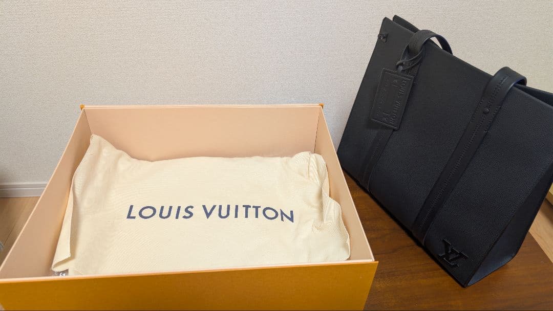 ルイヴィトン M57308 テイクオフ トート アエログラム ブラック