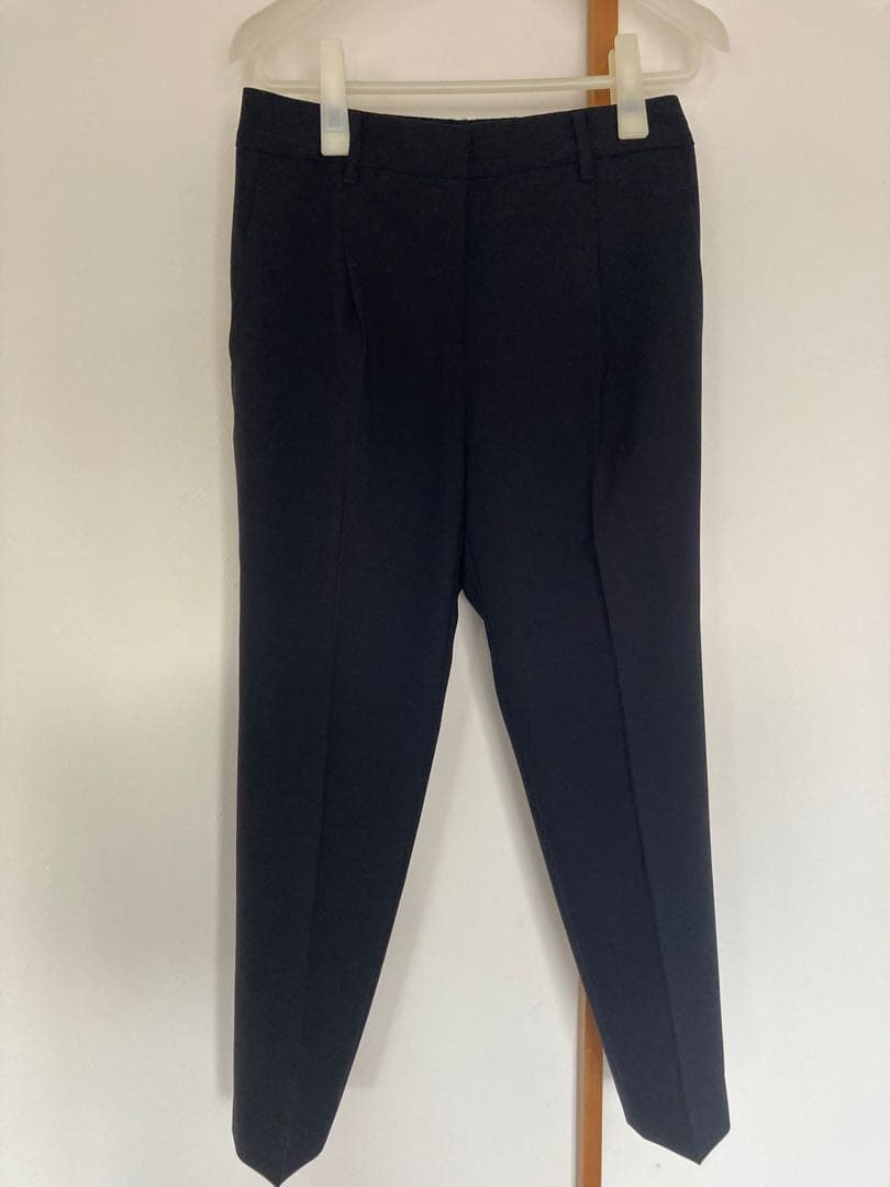 PLST プラステ　ノーカラーパンツスーツ　ネイビー　M