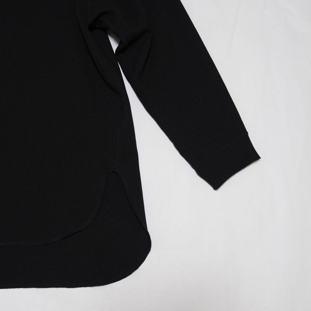 美品　whim gazette Vガゼットプルオーバー　ブラック　36 ゆったり