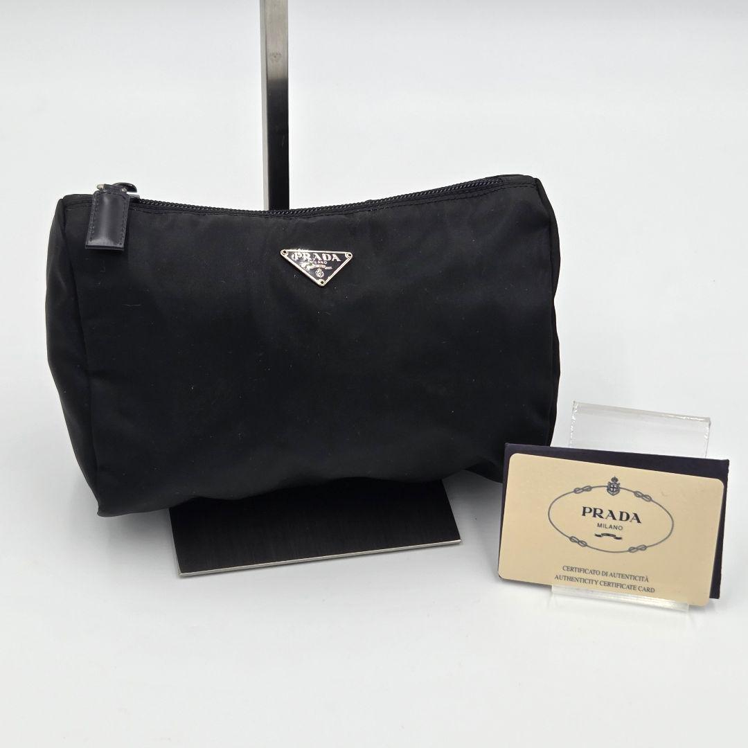 【極美品】PRADA ブラック ナイロン ポーチ　未使用級　プラダ