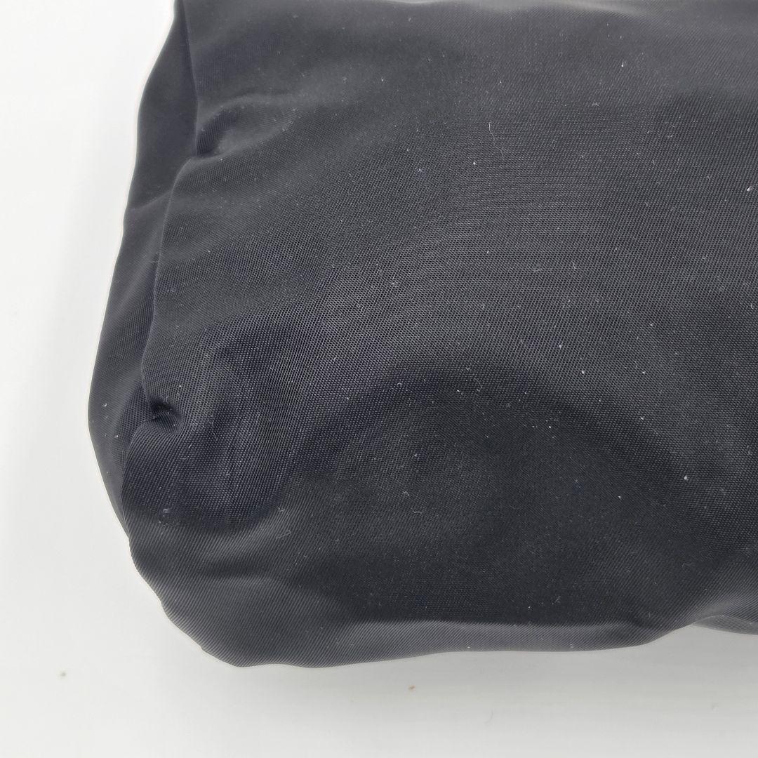 【極美品】PRADA ブラック ナイロン ポーチ　未使用級　プラダ