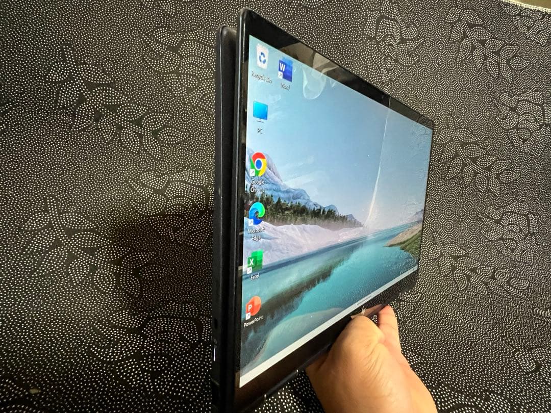 HP Dragonfly i5 8265U メモリー8GB SSD 256GB