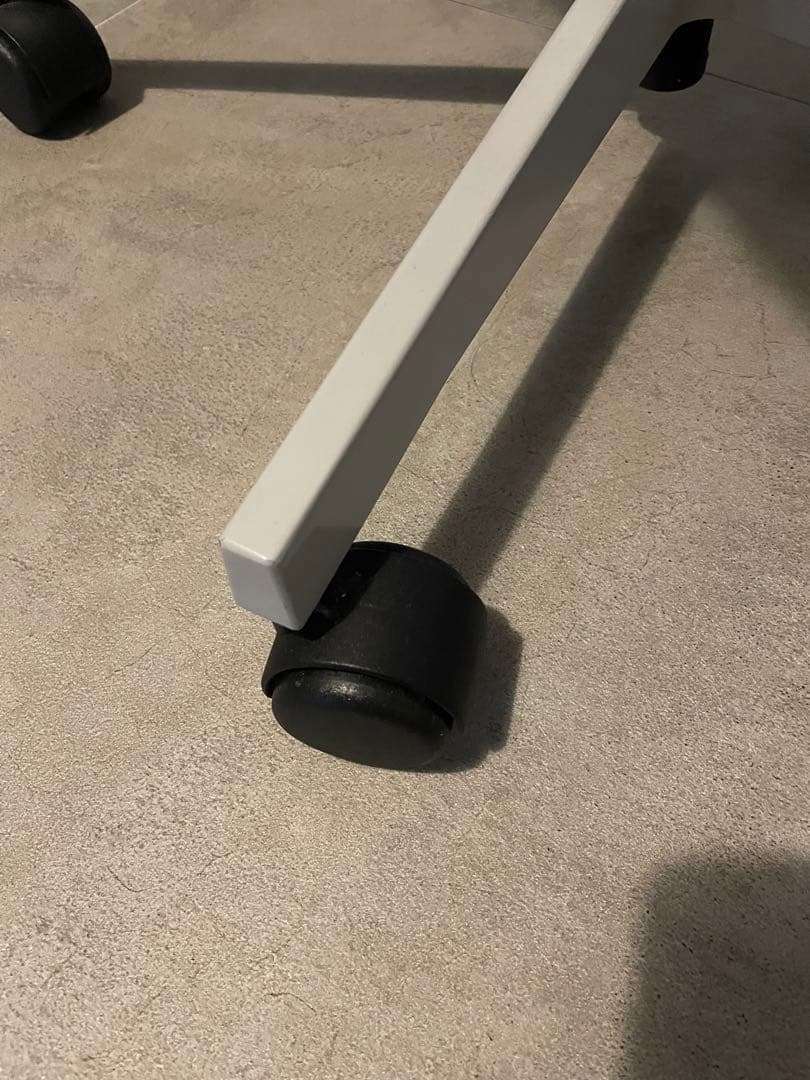 vitra .04 アーム付き