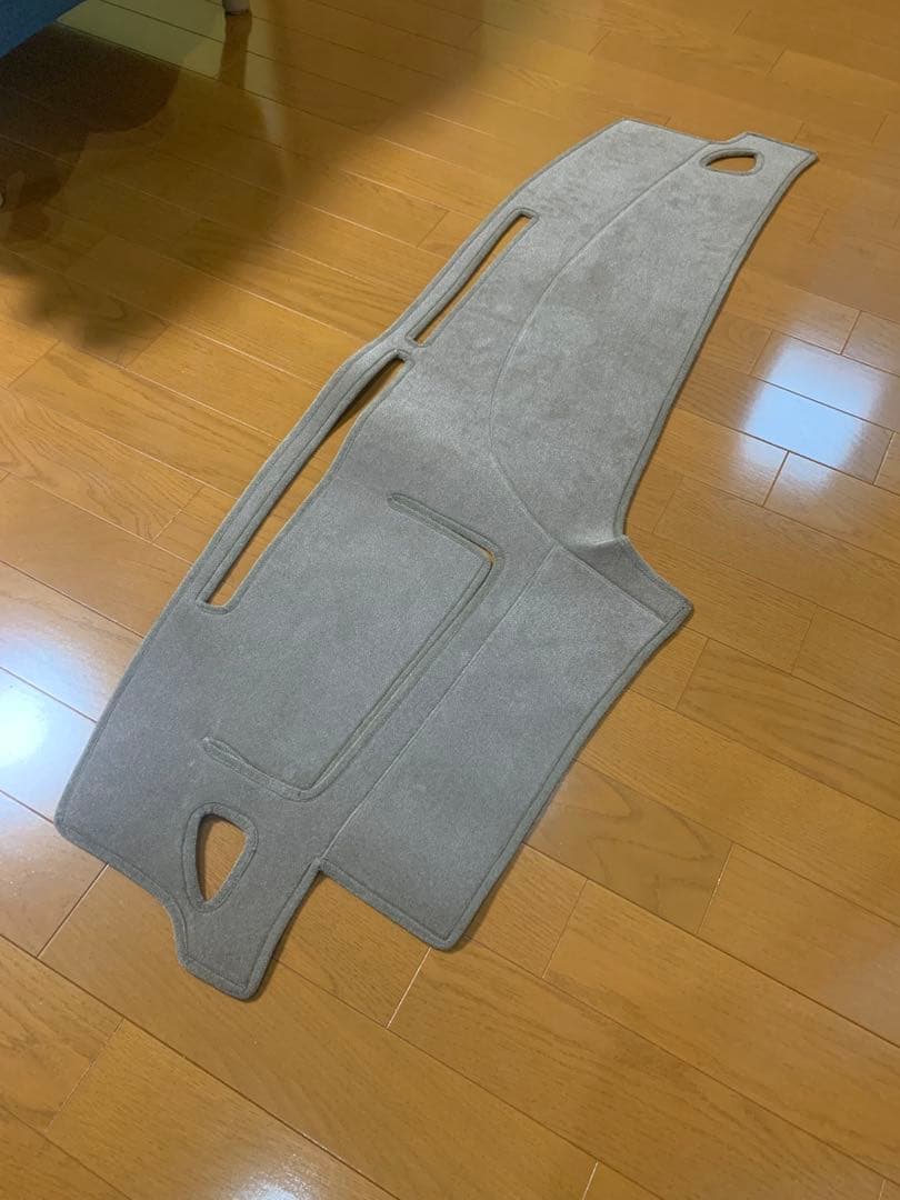 MPIダッシュボードマット　G50プレジデント　中期？