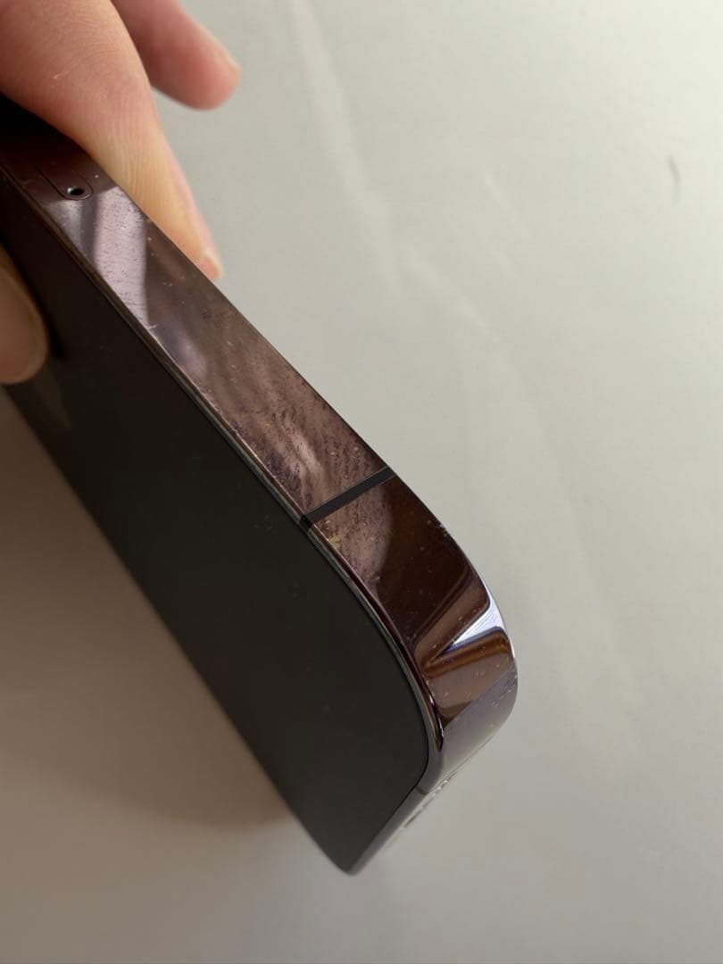 ダ*モ様 iPhone14pro ディープパープル　交換履歴無し