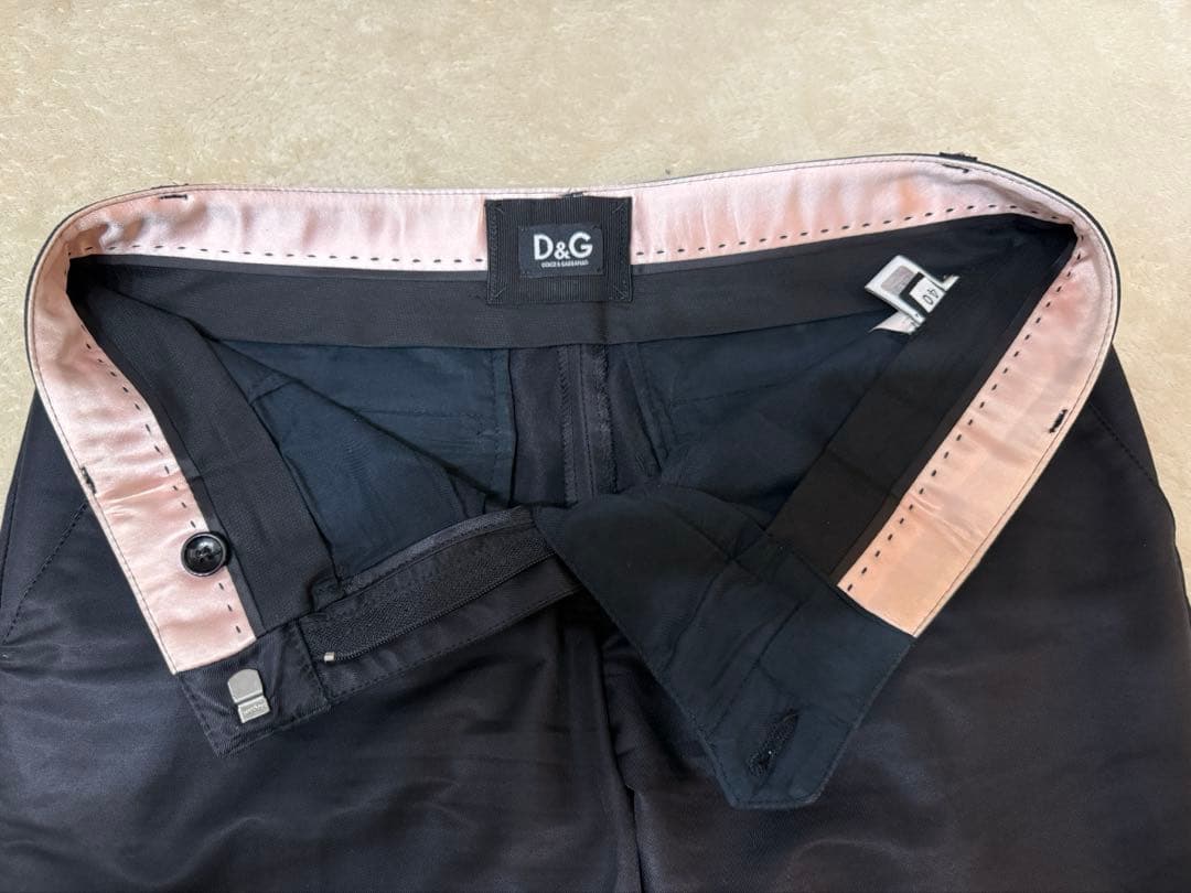 【美品】ドルチェ&ガッバーナ　レディースパンツスーツ　ネイビー　セットアップ　Ｍ