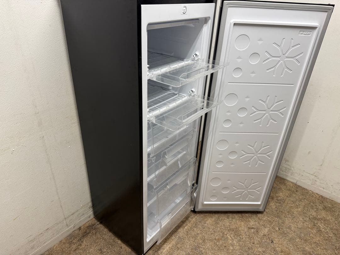 MAXZEN 　冷凍ストッカー　冷凍庫　フリーザー　１７７L　２０２３年製