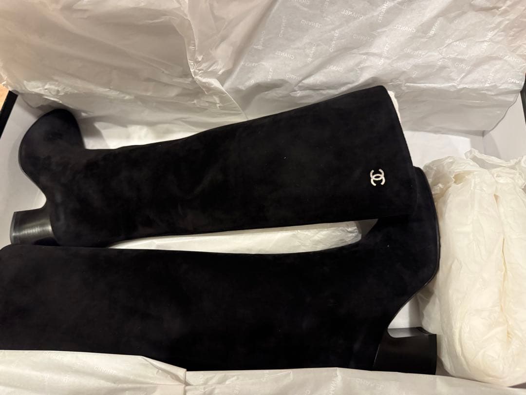 5日までの限定価格　シャネル 黒 スエード ロングブーツ　37 ブラック