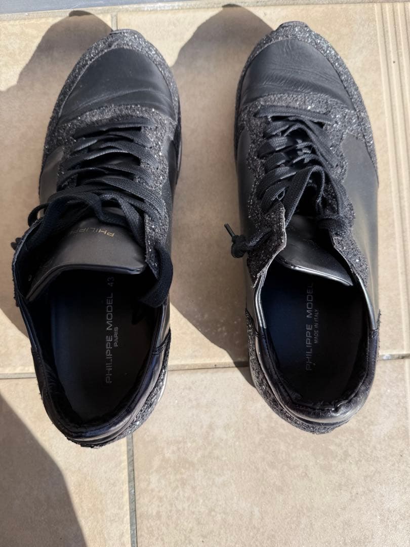 フィリップモデル　ブラックレザースニーカー