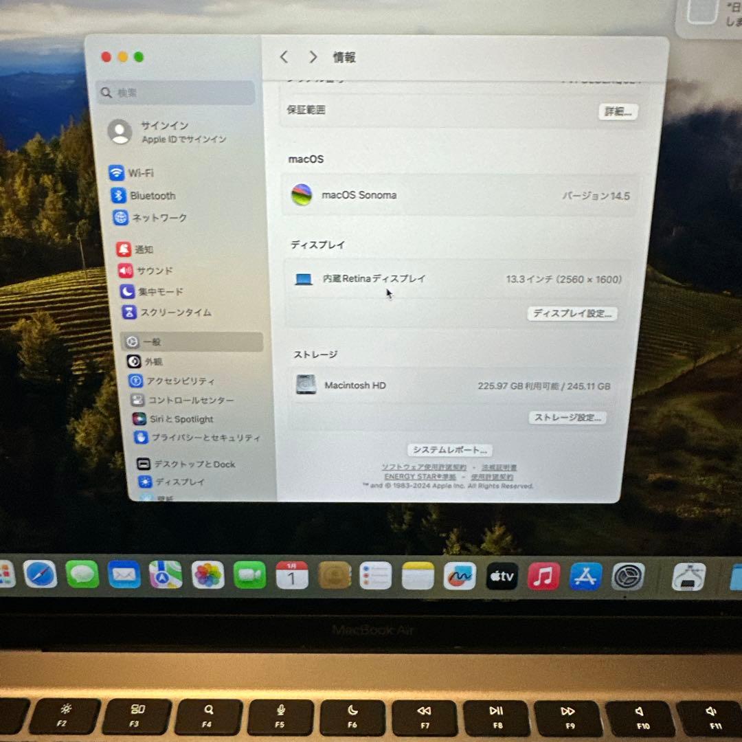 MacBook Air 2020 13インチ メモリ8GB M1 256GB 3