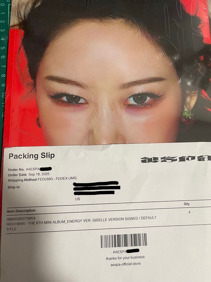 ポチ aespa サイン アメリカ