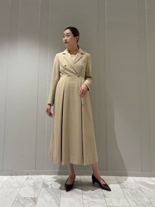 COLUMN　襟付きシェイプワンピース