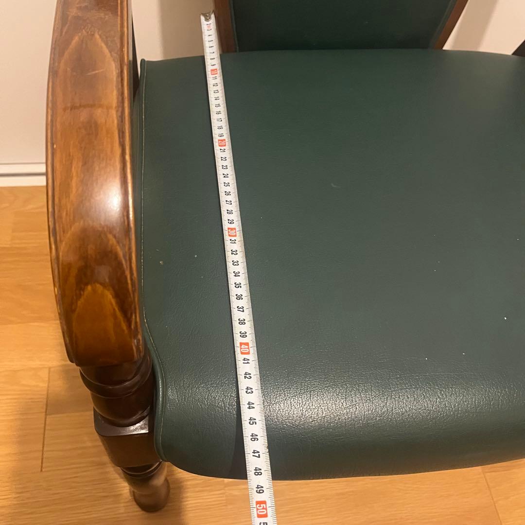 美品⭐︎ カリモク アームチェア 緑レザー 木製椅子 キツツキ　廃盤品　送料込み②