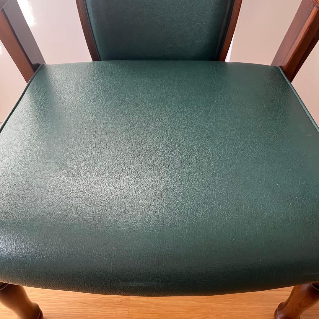 美品⭐︎ カリモク アームチェア 緑レザー 木製椅子 キツツキ　廃盤品　送料込み②