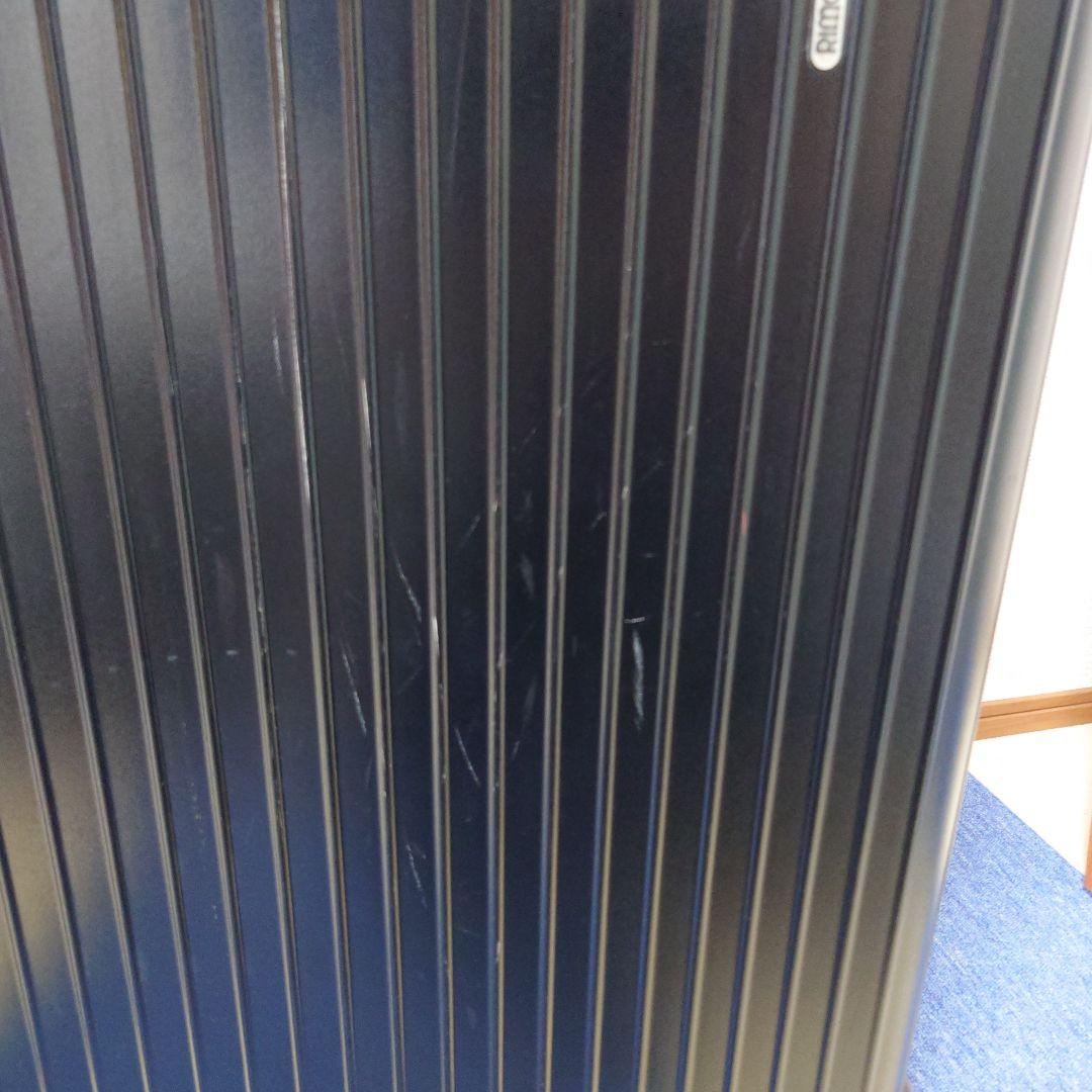リモワ　RIMOWA スーツケース　サルサ　4輪　黒　　Ｌサイズ　(凹み有り)