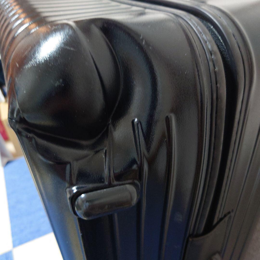 リモワ　RIMOWA スーツケース　サルサ　4輪　黒　　Ｌサイズ　(凹み有り)