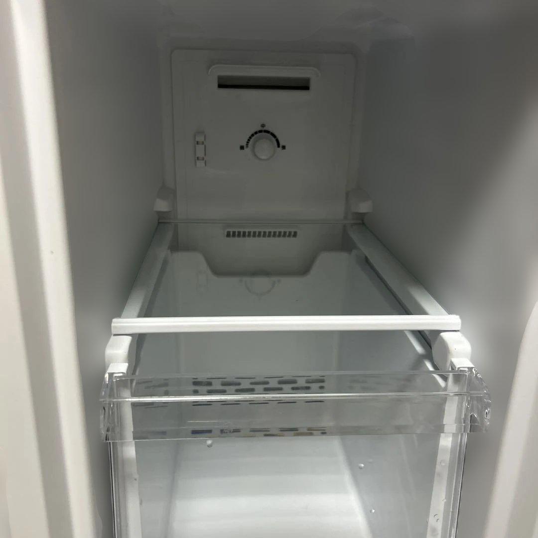23年製　アクア　スリム冷凍庫　ホームフリーザー