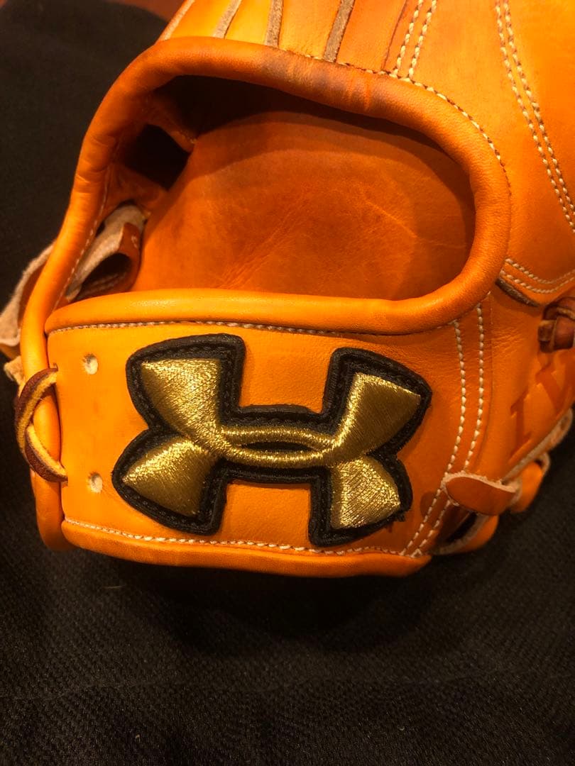 Under Armour 硬式グローブ