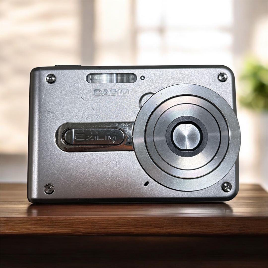 美品【動作品】CASIO カシオ EXILIM EX-S100 レトロコンデジ