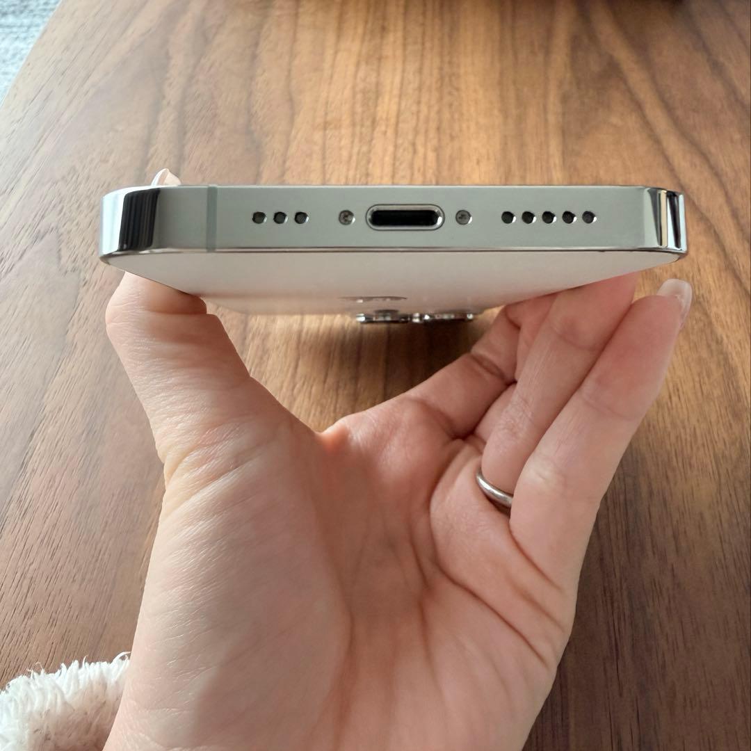 【美品】iPhone13pro 256gb シルバー SIMフリー