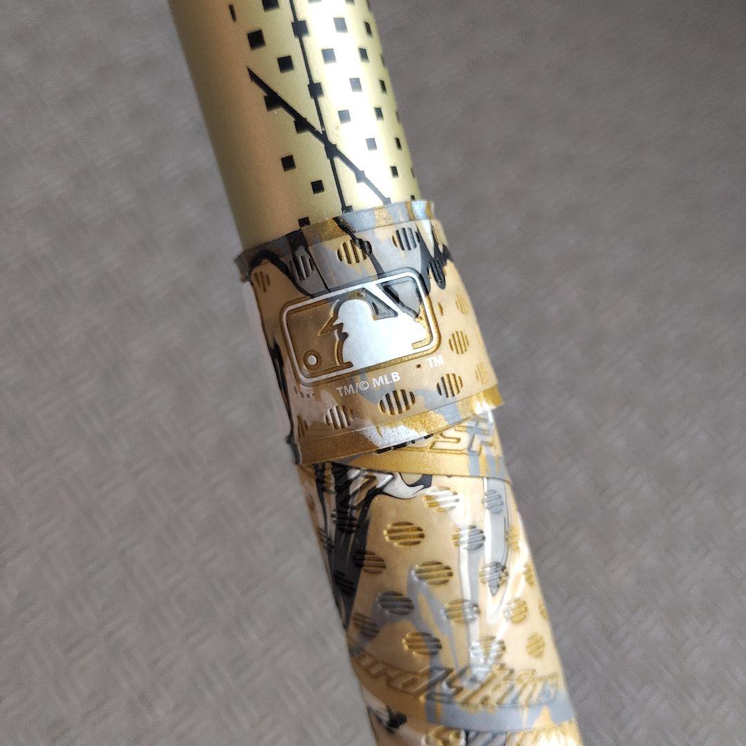 ルイスビルスラッガー2025　カタリストⅢ　少年軟式　バット80cm　580g