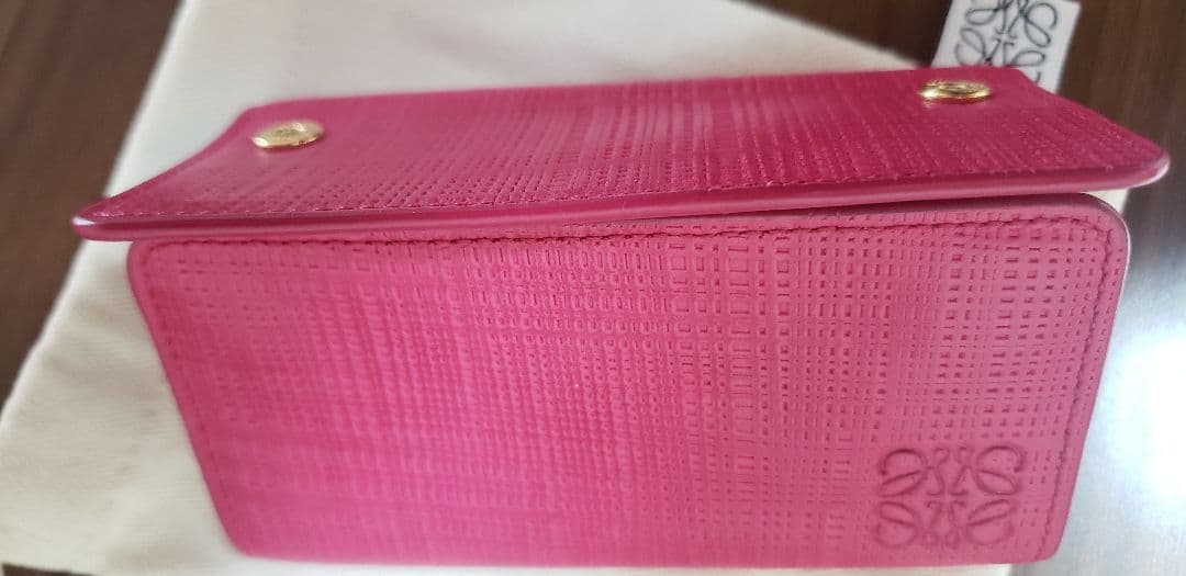 LOEWE ピンク キーケース 保存袋付き