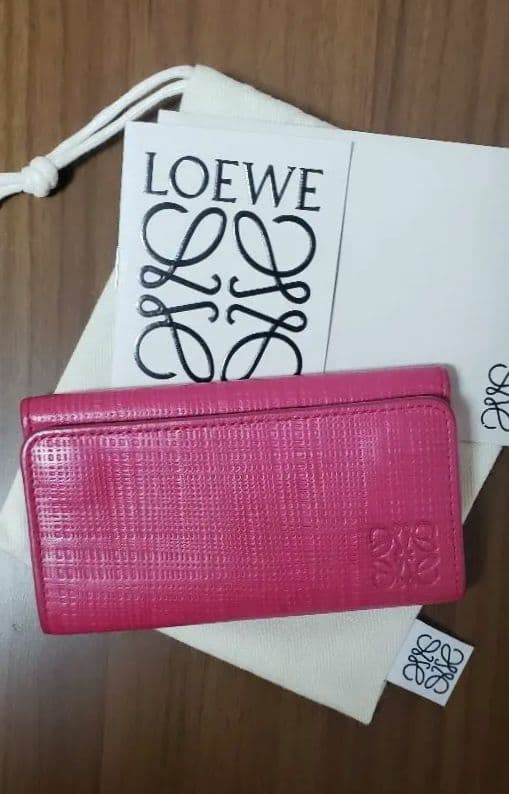 LOEWE ピンク キーケース 保存袋付き