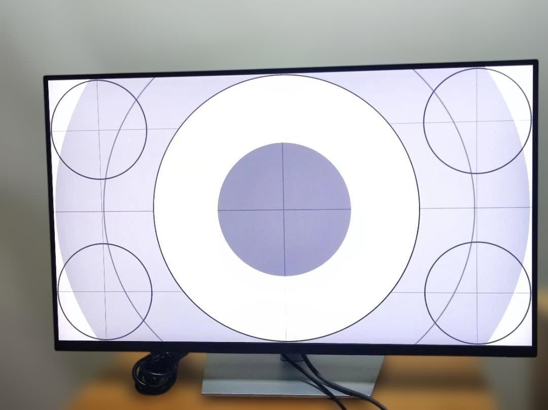 ★4K 31.5インチ モニター★DELL P3222QE★USB-C 033