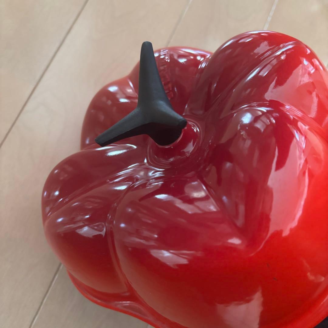 ル・クルーゼ　パプリカ鍋 LE CREUSET