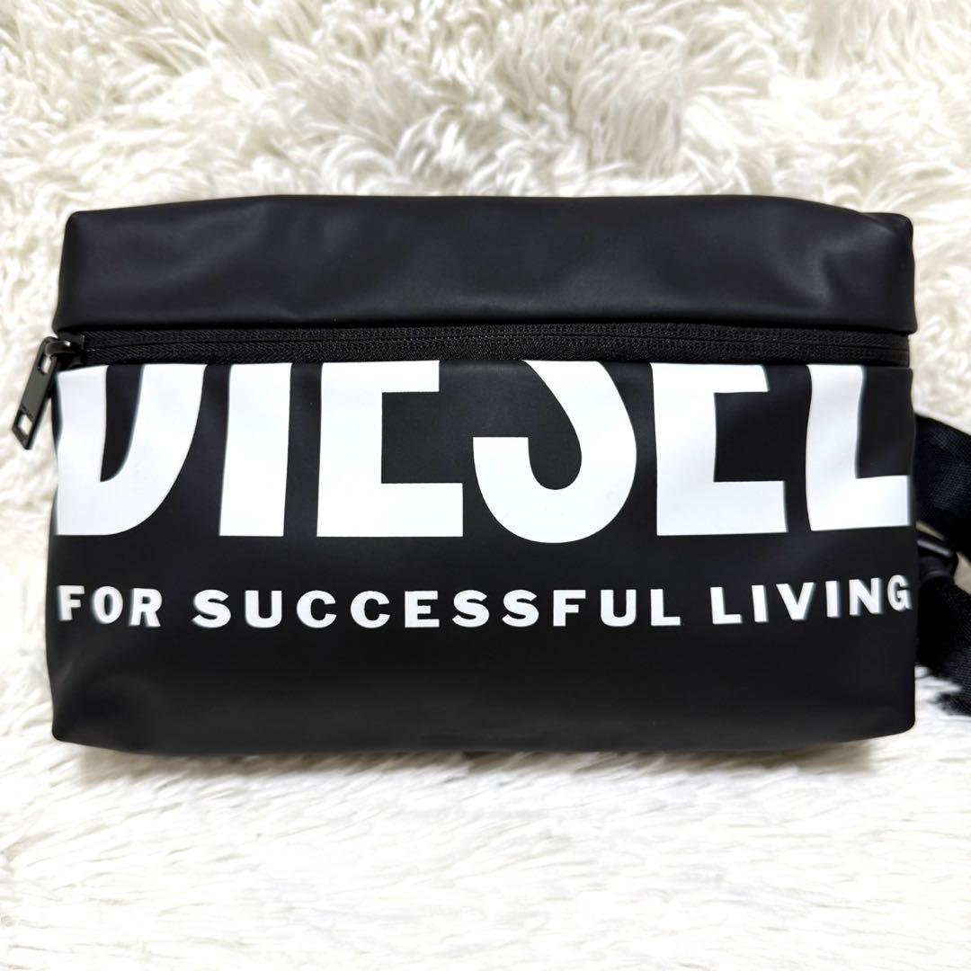 美品 DIESEL ディーゼル ボディバッグ ブラック 黒 ビッグロゴ